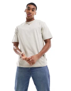 ONLY & SONS Relaxed Fit T-shirt In Beige For Men Silver Lining -Modern Clothing Shop 206129142 1 silverlining 1
