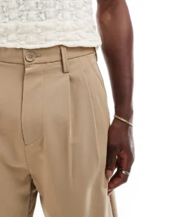 ONLY & SONS Loose Fit Pleated Tailored Short In Beige For Men Chinchilla -Modern Clothing Shop 206195349 5