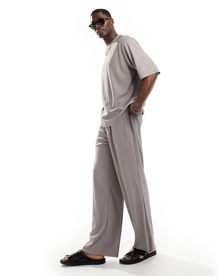 ONLY & SONS Plisse T-shirt & Trouser Co-ord In Grey 1 ONLY & SONS Plisse T-shirt & Trouser Co-ord In Grey
