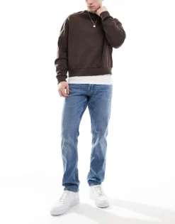 ONLY & SONS Regular Fit Jeans In Light Wash Blue For Men Light Blue Wash -Modern Clothing Shop 208038757 1 lightbluewash 1